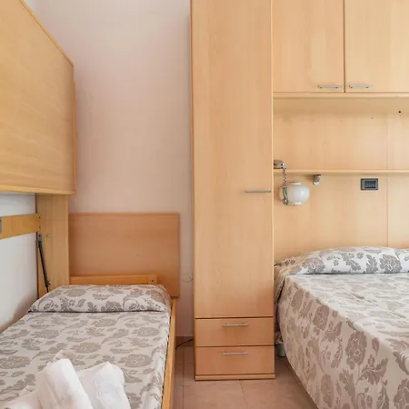 Nautilus Family Hotel